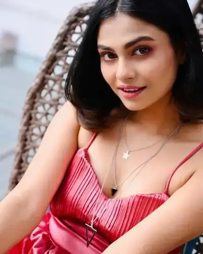 Call Girls Service in Sangrampur